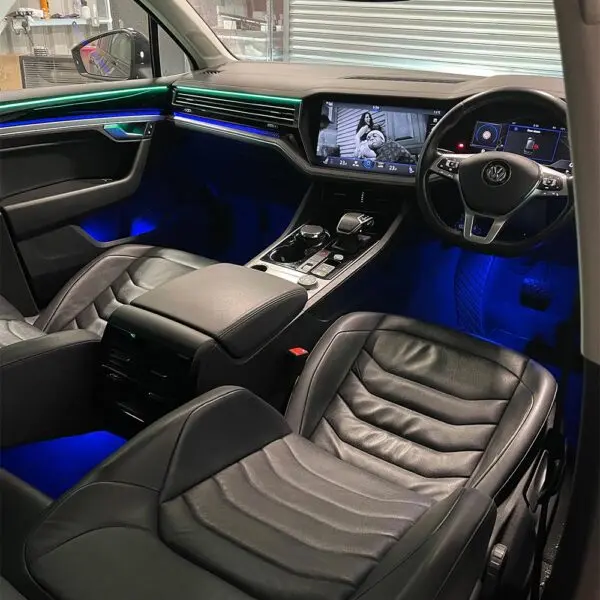 vw-touareg-footwell-ambient-lights-600x600.webp
