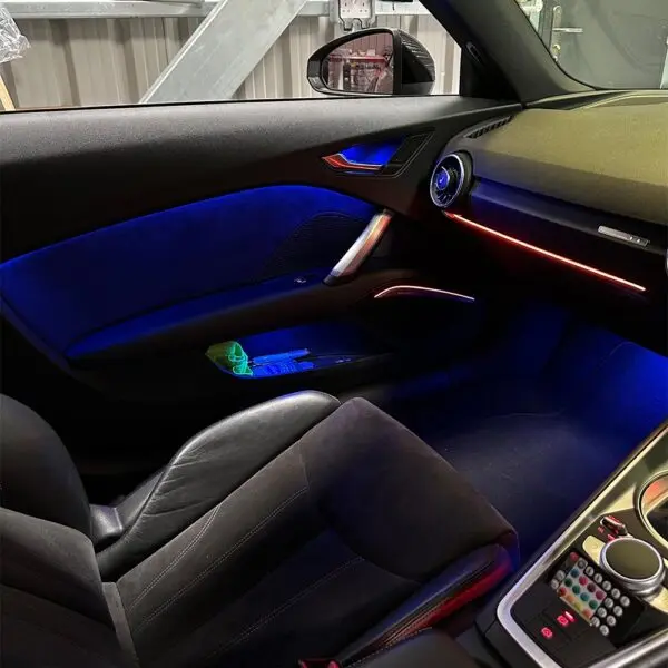 dashboard-ambient-lights-audi-tt-600x600.webp