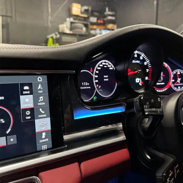 porsche-panamera-dynamic-ambient-lights-600x600.webp