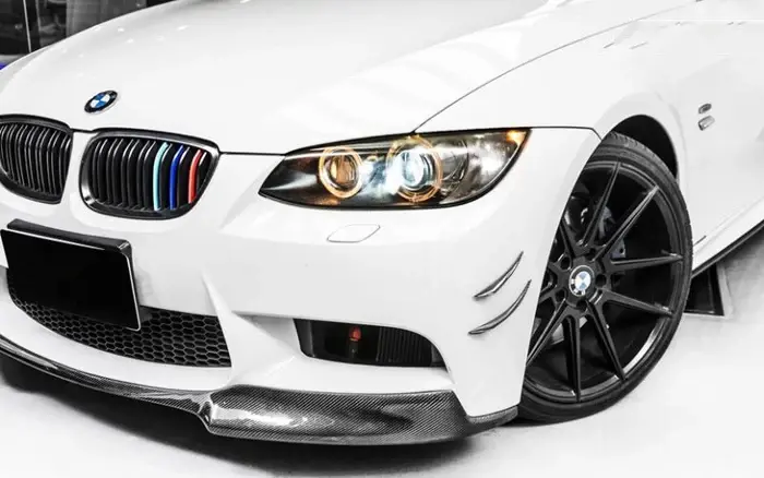 bmw-mercedes-audi-porsche-universal-carbon-fibre-front-bumper-canards-XXIITUNING_0719329e-0aa2-43e1-952c-f5a7558039fa.webp