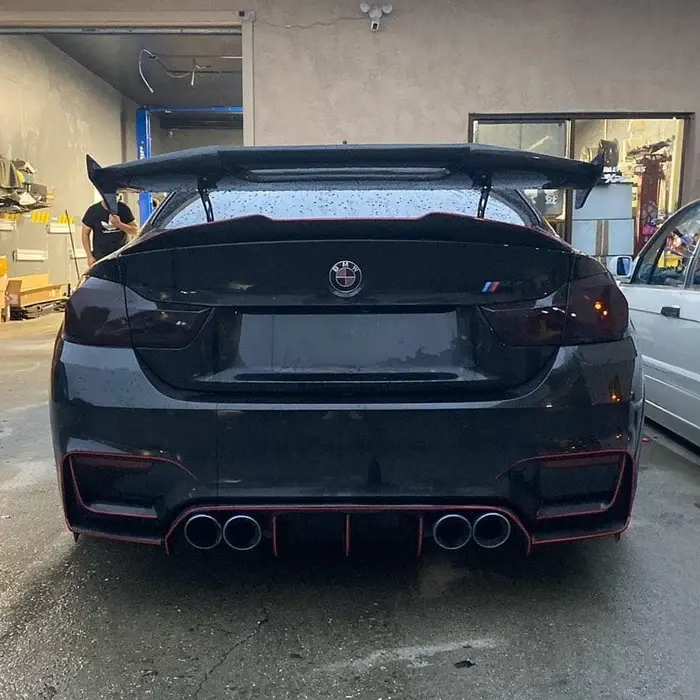 universal-bmw-audi-mercedes-mad-style-carbon-fibre-rear-spoiler-XXIITUNING.webp