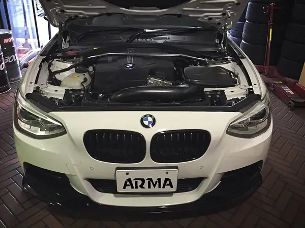 bmw-1-series-n55b30-f20-m135i-armaspeed-carbon-fibre-cold-air-intake-XXIITUNING.webp