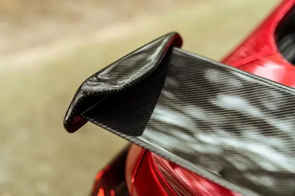 bmw-carbon-fiber-m-performance-rear-spoiler-XXIITUNING-4_2fb24aa6-a21d-4713-b76a-ceead348b120.webp