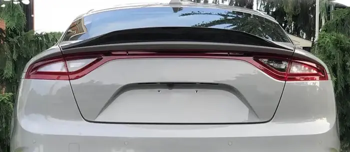 kia-stinger-gt-oem-carbon-fibre-rear-spoiler-XXIITUNING-2.webp