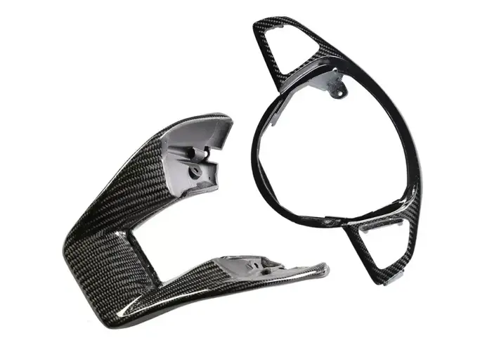 mercedes-benz-a45-cla45-gla45-c43-c63-e43-e63-cls63-s63-carbon-fibre-steering-wheel-trim-XXIITUNING-11_462e9fd8-400a.webp