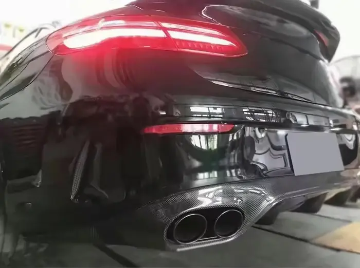 mercedes-benz-e-class-e53-facelift-a238-c238-oem-carbon-fibre-rear-diffuser-XXIITUNING.webp