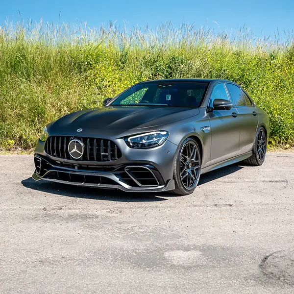 mercedes-benz-e63s-w213-facelift-brabus-900-style-carbon-fibre-body-kit-XXIITUNING-5.webp