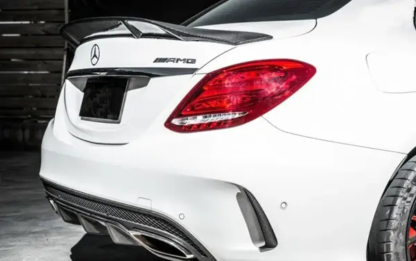 mercedes-benz-c-class-c63-w205-renntech-style-carbon-fibre-rear-spoiler-XXIITUNING-5_4d98e628-48e5-4670-a7e6-7c64e9388c16.webp