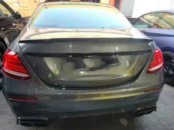 MercedesBenzE-Class_E43_E63_W213_BRABUSStyleCarbonFibreRearSpoiler1Large.webp