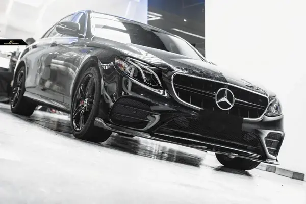mercedes-benz-e-class-e43-w213-e63-style-replacement-gloss-black-front-grille-XXIITUNING-6_41a6a9cf-1464-46a1-b34e-4554ea.webp