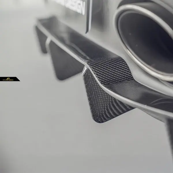 porsche-carrera-992-911-future-design-carbon-fibre-rear-diffuser-XXIITUNING-5_39b051fb-1710-4cf1-8803-1be5e7e28ad0.webp