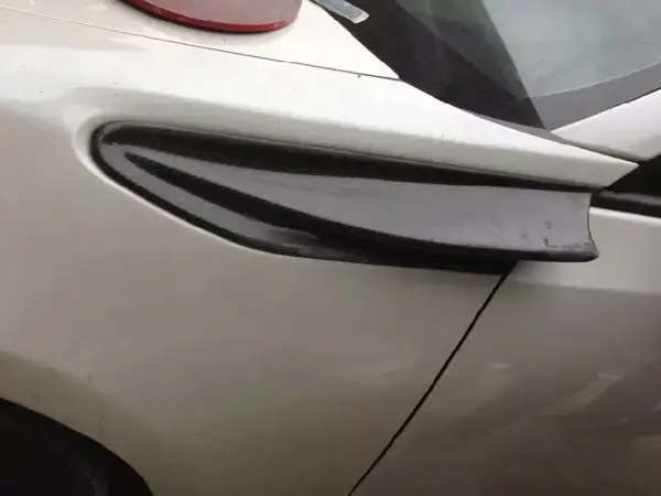 toyota-gt86-z6n-zc6-carbon-fibre-fender-trim-add-on-XXIITUNING-1_2f9c7bba-ec46-498b-b3e1-fc37bc543381.webp