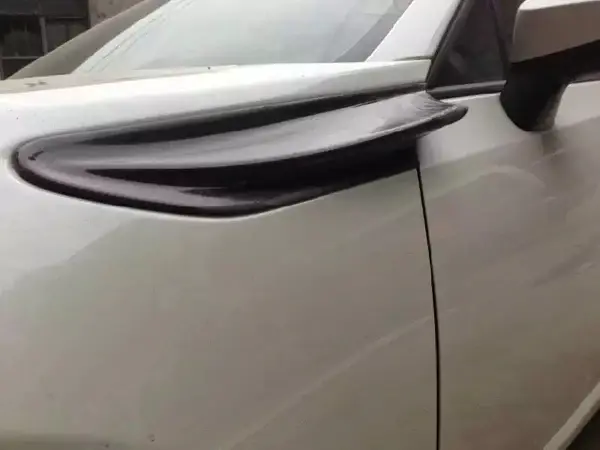 toyota-gt86-z6n-zc6-carbon-fibre-fender-trim-add-on-XXIITUNING-2_048a717e-2a93-47c9-bdd9-c3e33faa049b.webp