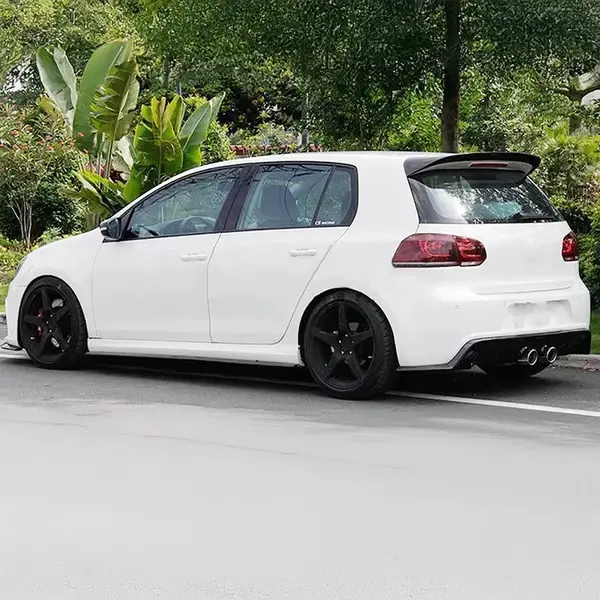 volkswagen-golf-r-mk6-mtc-style-carbon-fiber-side-skirts-XXIITUNING-1.webp