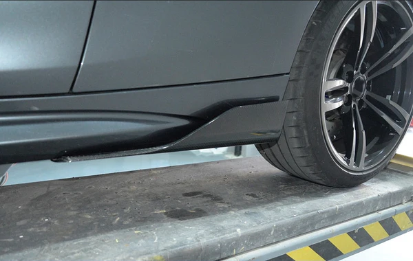 Universal M2 Style Carbon Fibre Quarter Side Skirts 