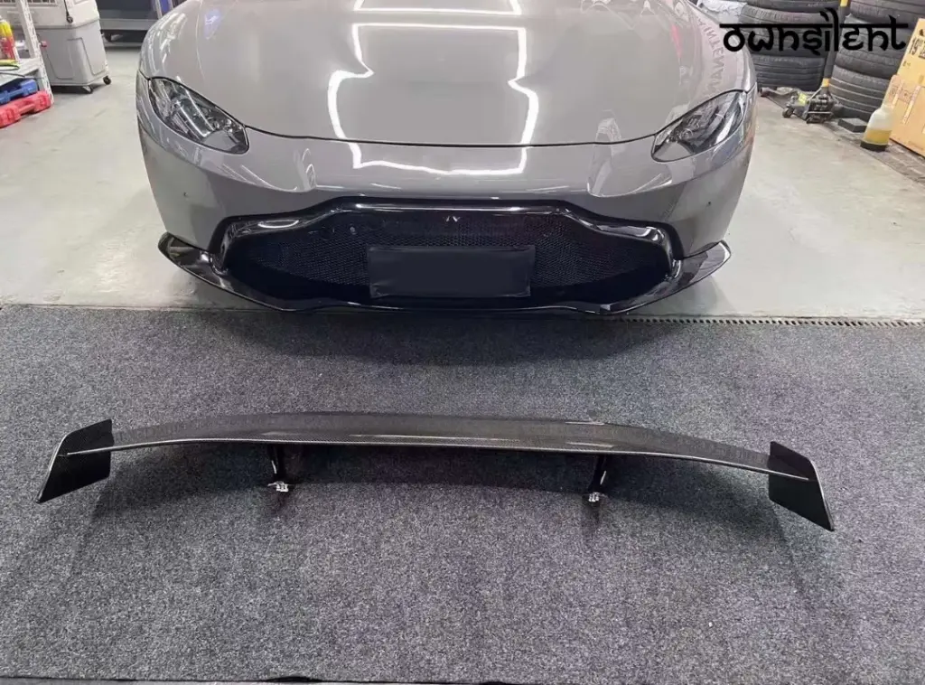 CARBON FIBER REAR SPOILER for ASTON MARTIN VANTAGE | F1 STYLE