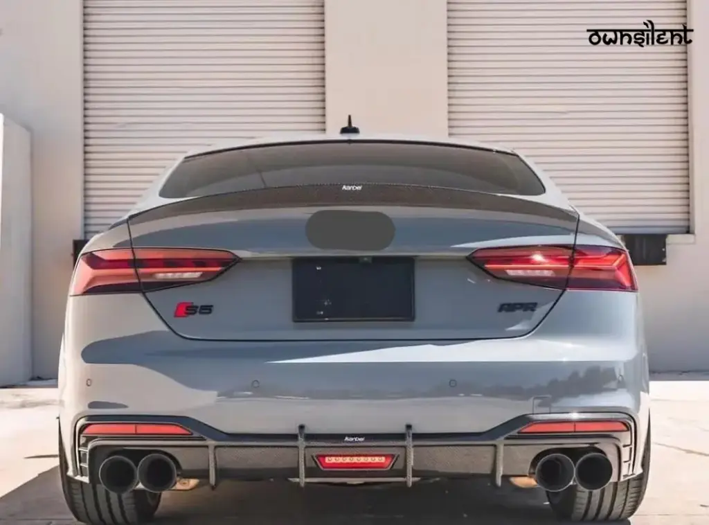 KARBEL CARBON DRY CARBON FIBER REAR DIFFUSER VER.1 WITH BRAKE LIGHT FOR AUDI S5 & A5 S LINE 2020-ON B9.5